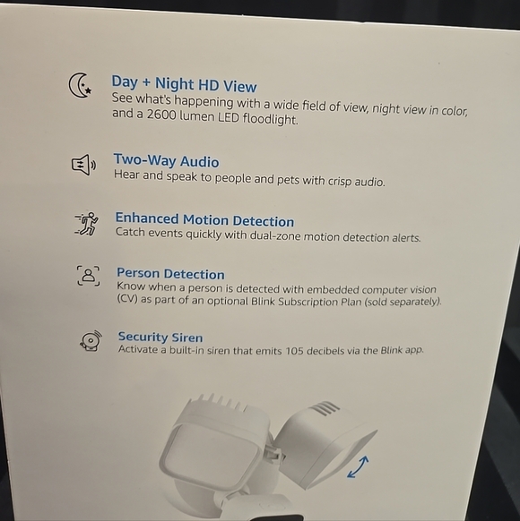 Blink Wired Floodlight LED Smart Security Camera 2600 Lumens White W/2 Way Audio - Picture 8 of 8